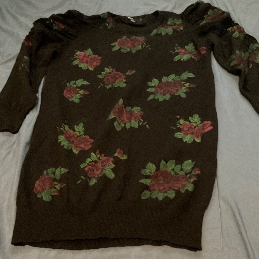 ‘’SWS’’ BRAND   SWEATER  LARGE